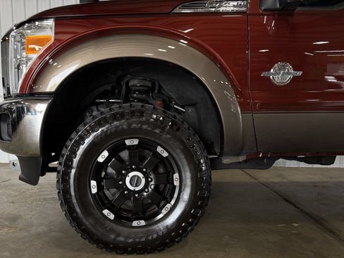 Used 2015 Ford F250 Lariat w/ Lariat Ultimate Package AWD/4WD image 30