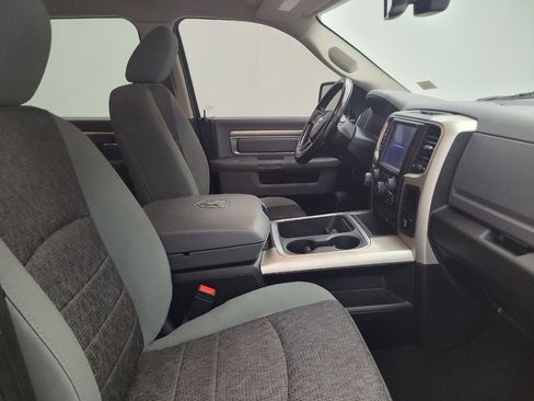 Used 2020 RAM 1500 Classic SLT w/ Luxury Group RWD image 21