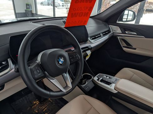 Used 2025 BMW X2 xDrive28i w/ Convenience Package image 15