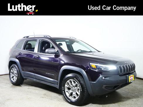 Used 2021 Jeep Cherokee Trailhawk w/ Technology Group AWD/4WD image 1