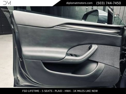 Used 2025 Tesla Model S Plaid AWD/4WD image 24