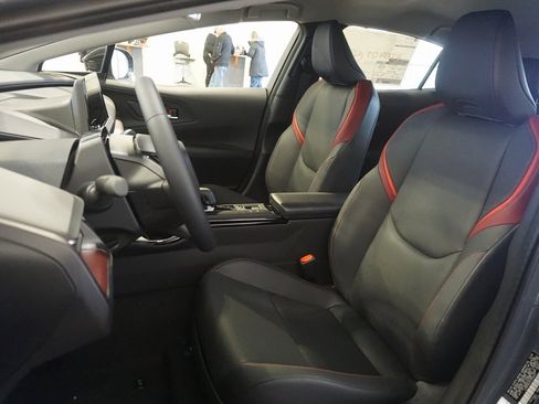 New 2026 Toyota Prius Plug-In Hybrid image 20