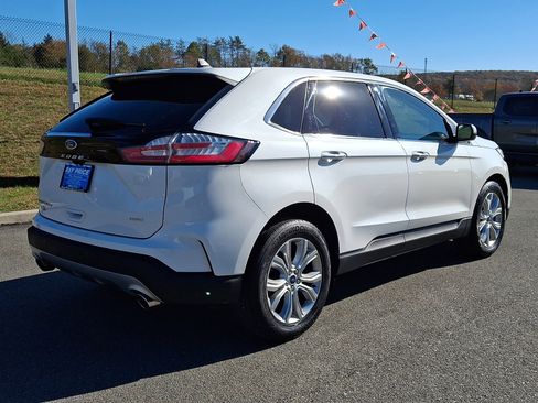 Certified 2022 Ford Edge Titanium w/ Equipment Group 301A image 6