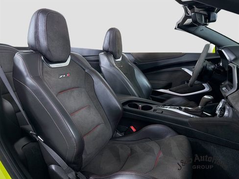 Used 2019 Chevrolet Camaro ZL1 image 35
