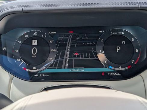 Used 2023 Land Rover Range Rover SE AWD/4WD image 27