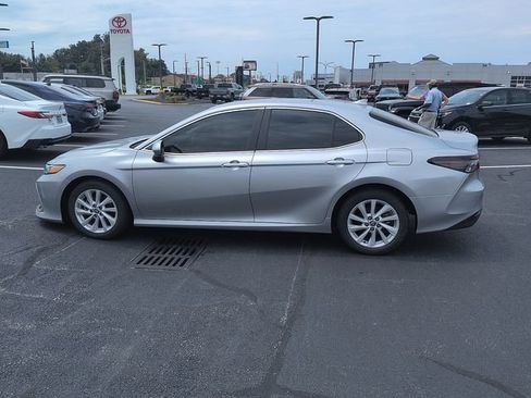 Certified 2023 Toyota Camry LE FWD image 4