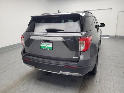 Used 2020 Ford Explorer XLT w/ Equipment Group 202A image 7