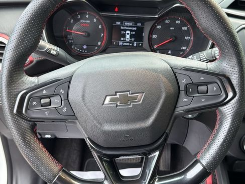 Used 2023 Chevrolet TrailBlazer RS AWD/4WD image 12