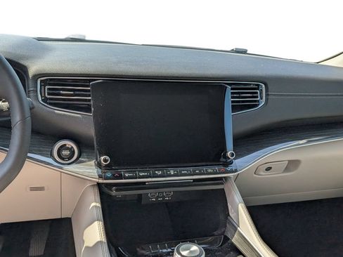 Used 2022 Jeep Wagoneer Series II AWD/4WD image 16