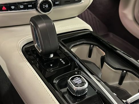 Certified 2024 Volvo S60 T8 Plus w/ Climate Package AWD/4WD image 17
