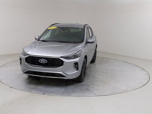 Certified 2023 Ford Escape ST-Line Elite image 8