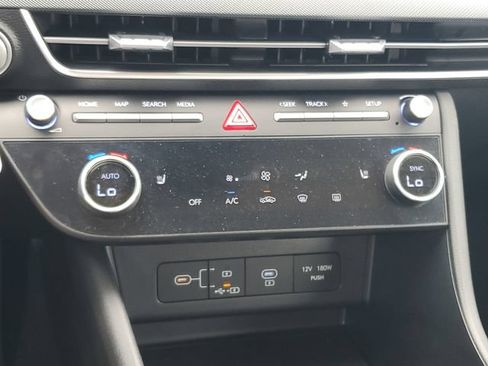 Used 2025 Hyundai Sonata SEL FWD image 24