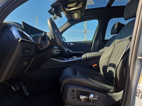 Used 2026 BMW X5 xDrive40i image 16