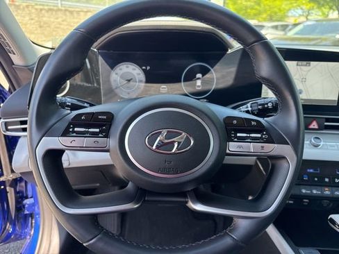 Certified 2023 Hyundai Elantra Limited w/ Cargo Package FWD image 15