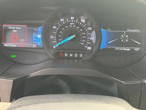 Used 2021 Ford Edge Titanium FWD image 31