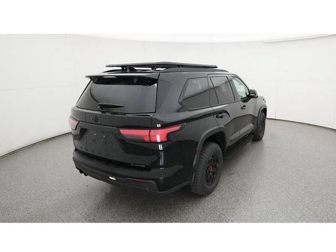 Used 2025 Toyota Sequoia TRD Pro AWD/4WD image 10