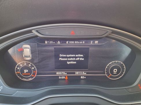 Used 2020 Audi Q5 2.0T Titanium Premium Plus w/ Premium Plus Package image 21