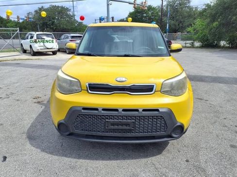Used 2014 Kia Soul + w/ UVO w/Eservices Package FWD image 2