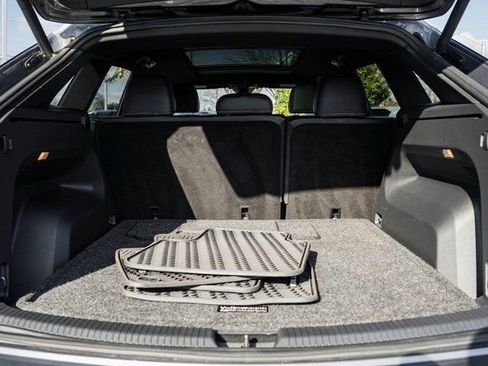 Used 2021 Volkswagen Atlas Cross Sport SEL image 11