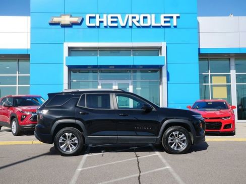 Used 2025 Chevrolet Equinox LT w/ Convenience Package II AWD/4WD image 25
