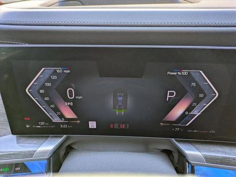 Used 2023 BMW 740i image 11