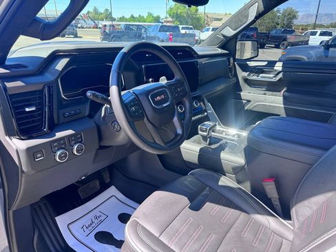 Used 2024 GMC Sierra 1500 AT4X AWD/4WD image 21