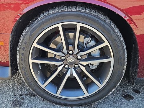 Used 2023 Dodge Challenger R/T image 30