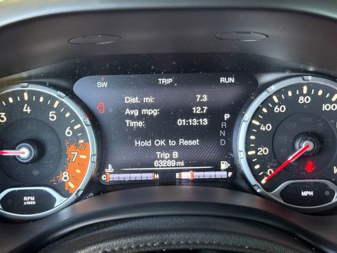 Used 2018 Jeep Renegade Limited image 24