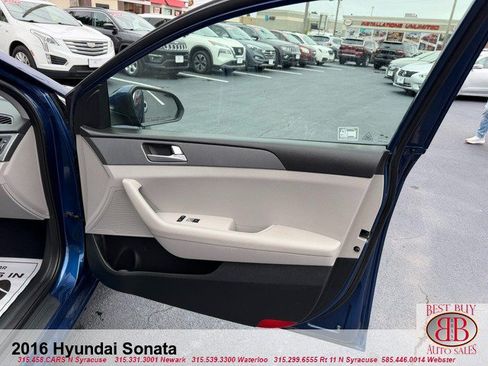 Used 2016 Hyundai Sonata SE FWD image 16