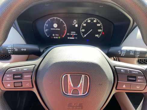 Used 2024 Honda HR-V LX image 20