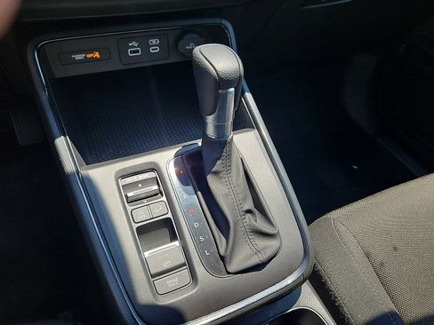 Used 2023 Honda CR-V EX image 17