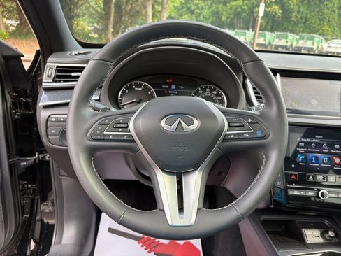 Used 2023 INFINITI QX50 Sport FWD image 15