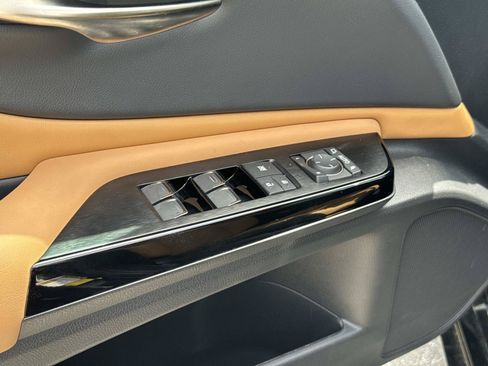 Certified 2025 Lexus ES 350 w/ Premium Package FWD image 11