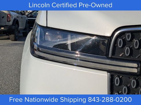 Certified 2025 Lincoln Navigator Reserve image 10