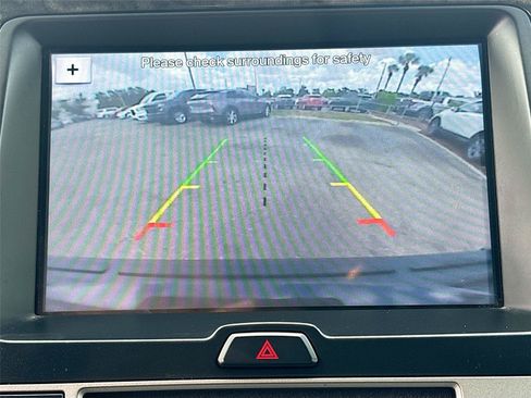 Used 2017 Ford Expedition Limited w/ Equipment Group 301A RWD image 14