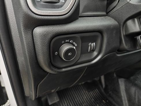 New 2026 RAM 3500 Tradesman w/ Chrome Appearance Group AWD/4WD image 14