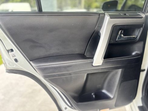 Used 2017 Toyota 4Runner Limited RWD image 19