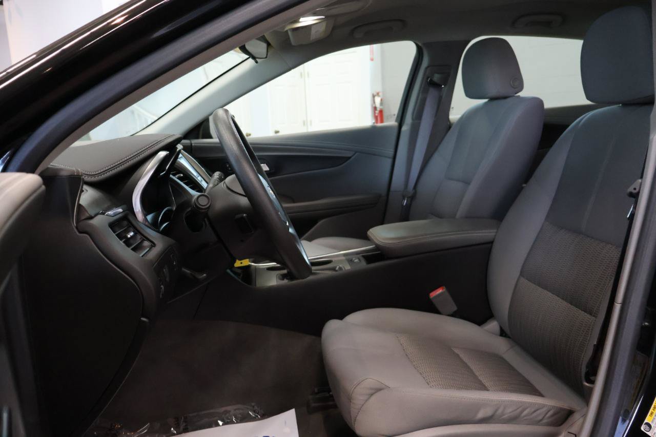 Used 2017 Chevrolet Impala LS FWD image 16