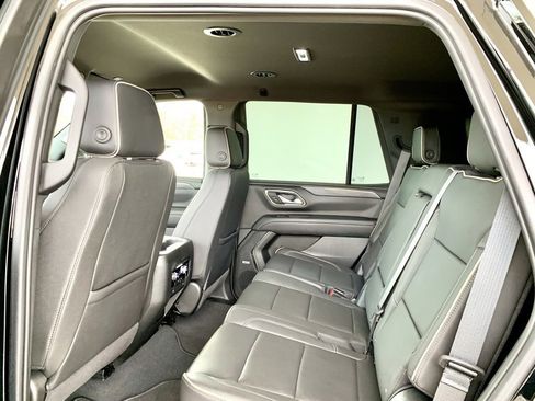 Used 2023 GMC Yukon SLT image 14