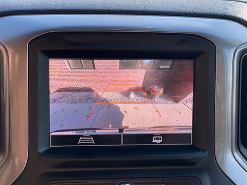 Used 2024 GMC Sierra 2500 Pro w/ Fleet Convenience Package image 16