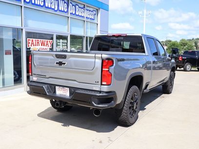 New 2026 Chevrolet Silverado 3500 LT w/ Trail Boss Package