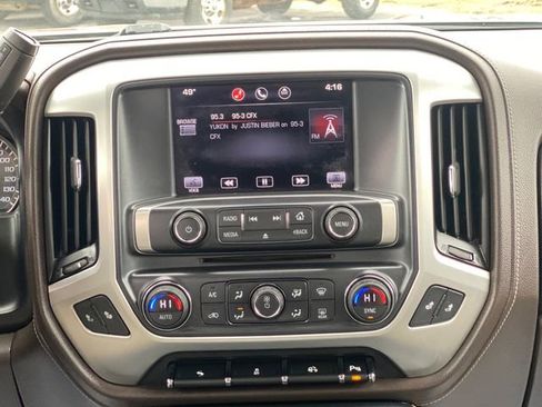 Used 2014 GMC Sierra 1500 SLT w/ SLT Preferred Package AWD/4WD image 23
