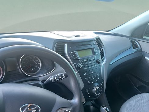 Used 2016 Hyundai Santa Fe Sport image 12