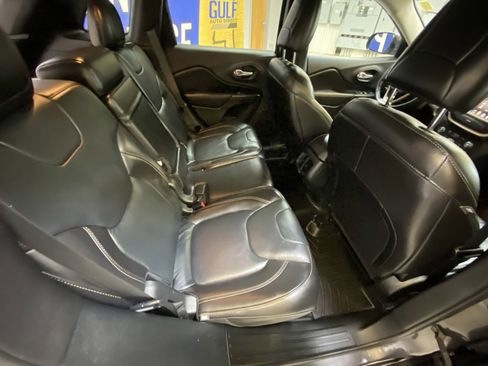 Used 2016 Jeep Cherokee Limited AWD/4WD image 29