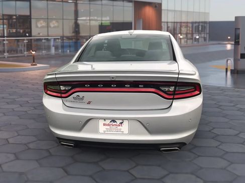 Used 2019 Dodge Charger SXT AWD/4WD image 10