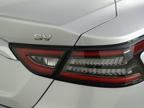 Used 2022 Nissan Maxima SV w/ Floor Mat Group image 44