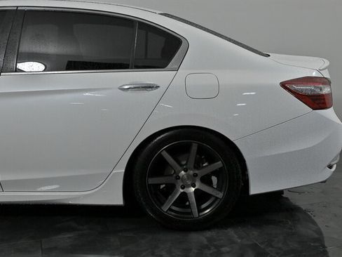 Used 2017 Honda Accord Sport Special Edition image 7