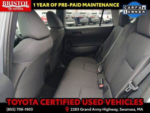 Certified 2025 Toyota Corolla Cross LE image 16