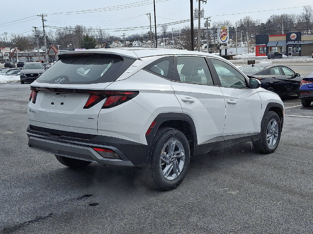 New 2026 Hyundai Tucson SE AWD/4WD image 4