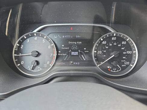 Used 2023 Nissan Titan SV w/ SV Convenience Package RWD image 26